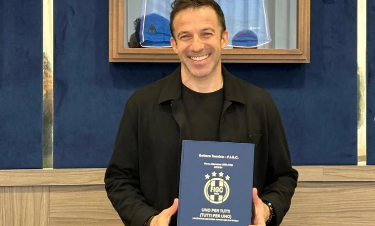 Del Piero mbaron kursin dhe merr liçensën e shumëpritur: Nga sot më thërrisni “trajner”