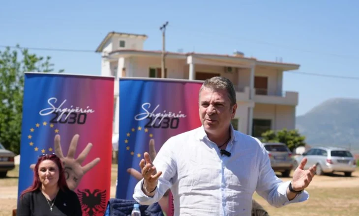 Delvinë, Gjiknuri takon banorët e Rusanit: Mos e çoni votën dëm për parti të tjera! Votoni numrin 5