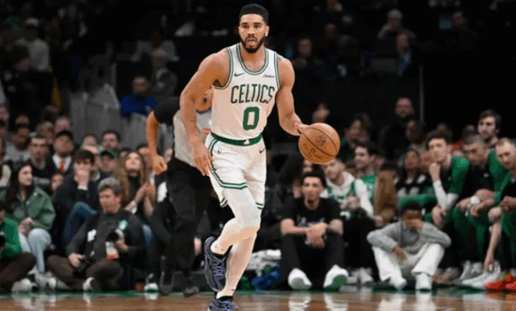 Dëmtohet Jayson Tatum, NBA humbet një ndër yjet kryesorë