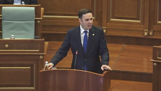 Dështimi i 22-të, LDK: Vetëvendosja po u bën presion dy deputetëve tanë