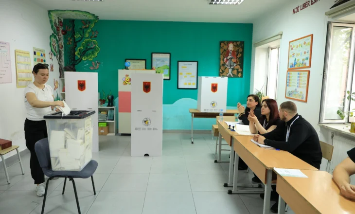 Dështon mbledhja në KQZ, s’ka shtyrje të orarit për votimin në Vlorë
