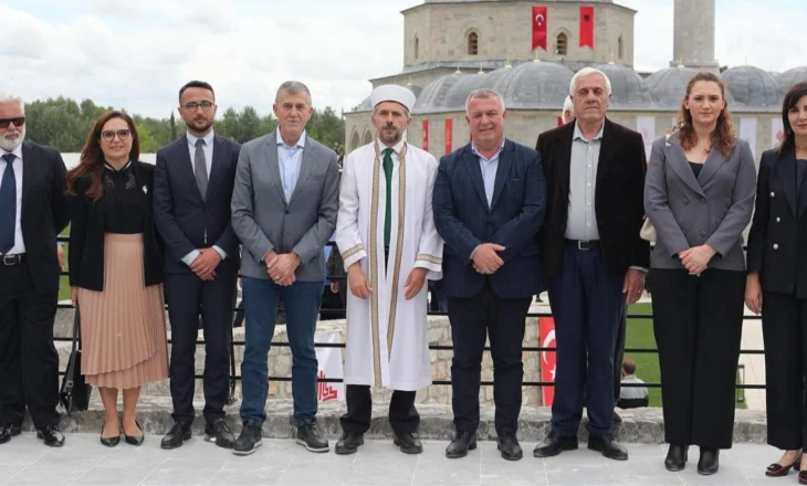 “Detyra jonë është ta mbrojmë dhe nderojmë”, përurimi i Xhamisë së Plumbit, Kliti Hoti: Historia jonë është gjallë…