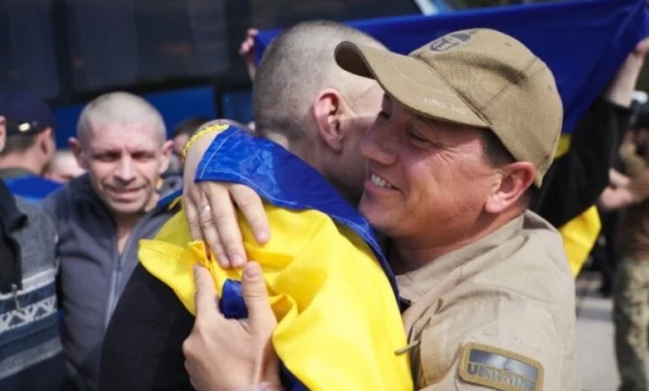 Dita e dytë e këmbimit të burgosurve, Rusia dhe Ukraina këmbejnë qindra ushtarë