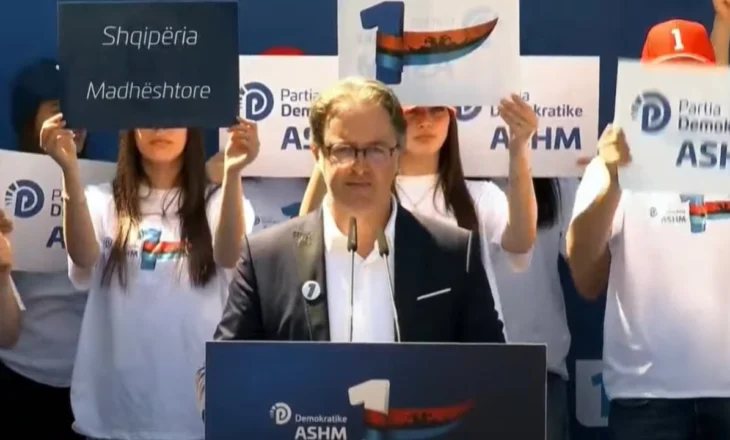 “Doktor, ty të kanë frikë”, Alizoti paralajmëron socialistët: Do t’ju hamë të gjallë nëse prekni demokratët!