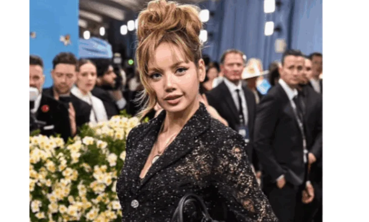Doli me të brendshme në “Met Gala”, aktivistja e njohur shokon me detajin në veshje (FOTOT)