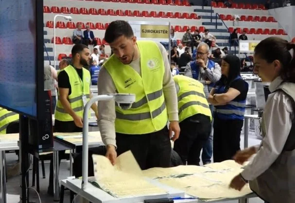 Drejt fundit numërimi i votave të diasporës për kandidatët