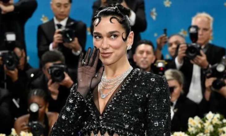 Dua Lipa, miliarderja më e re në moshë në Britani