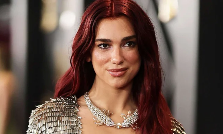 Dua Lipa rrëmben fronin e Taylor Swift
