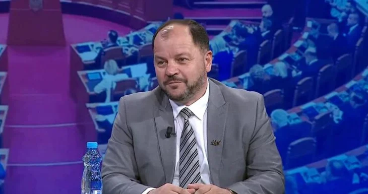 “Edhe nga PD më xhelozuan”/ Nuk fitoi mandatin e deputetit, Maliqi: Përveç Berishës, shumica e drejtuesve politikë…