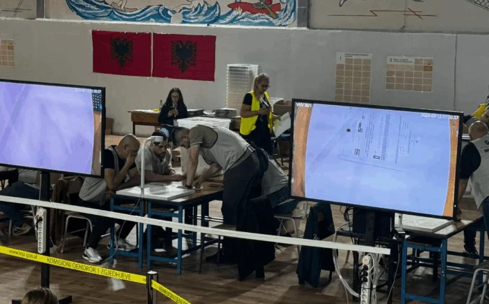 Elbasan, numërohen 103 kuti nga 508 në total, PS kryeson me mbi 8 mijë vota ndaj PD
