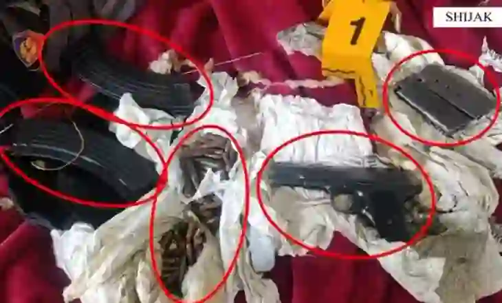 EMRAT/ Kallash e pistoletë në banesë, arrestohet 30-vjeçari nga Shijaku dhe në kërkim babai i tij