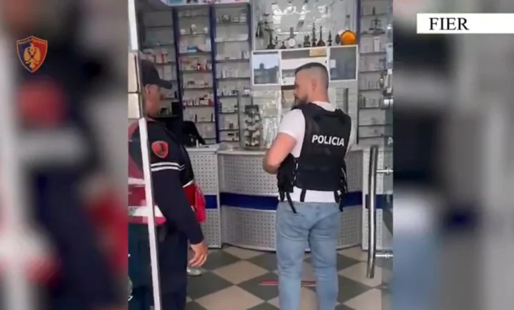 EMRAT/ Tregtonin ilaçe të kontrabanduara, arrestohen katër administratorë farmacie në Fier