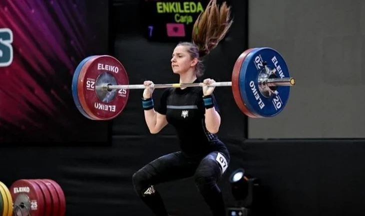 Enkileda Carja kampione bote në Peshëngritje, thyen edhe 3 rekorde evropiane