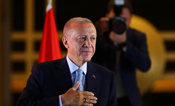 Erdogan në samitin e shteteve turke në Hungari, në fokus bashkëpunimi në sektorët ekonomikë dhe kulturës