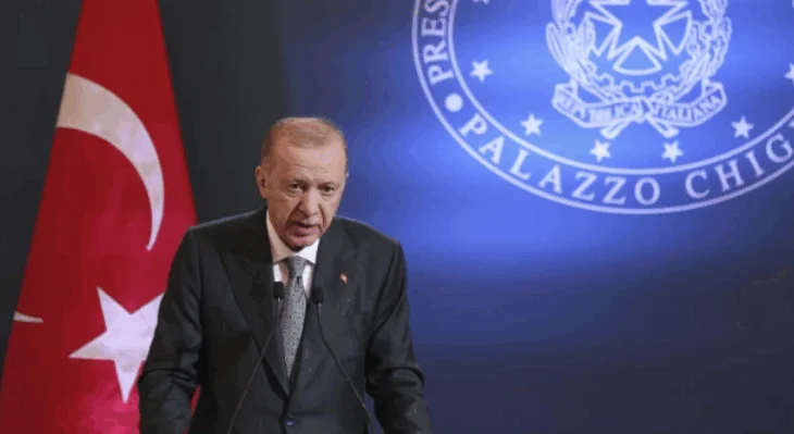 Erdogani mbështet vendimin e Trump për heqjen e sanksioneve ndaj Sirisë