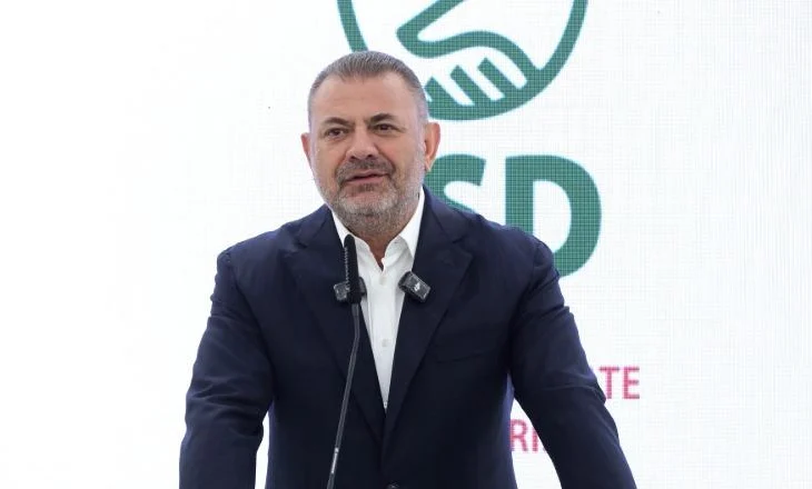 ‘Është i infiltruari i Berishës’/ Doshi: Kryebashkiaku i Shkodrës u bën presione njerëzve që janë me ndihmë sociale