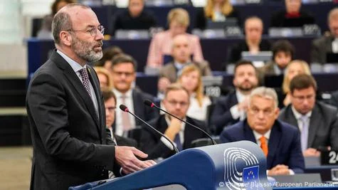 Eurodeputetët kërkojnë heqjen e fondeve për Hungarinë