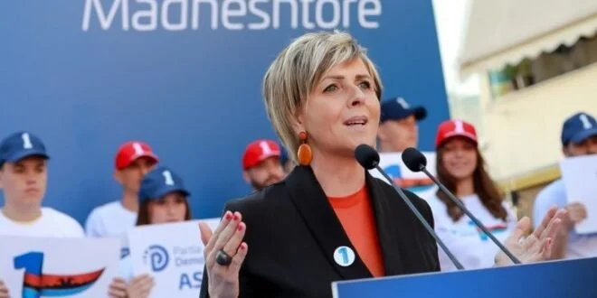 Eurodeputetja italiane: Më 11 maj do të keni një mundësi të madhe që të votoni për PD me Berishën kryeministër