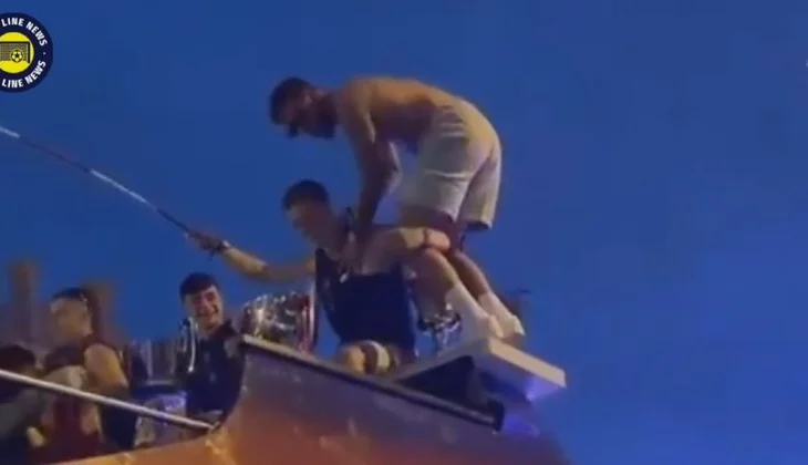 Festa e titullit kampion, Martinez bie nga autobusi, Barcelona raporton për gjendjen e lojtarit