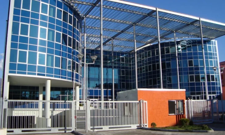 Fieri në ‘lupën’ e SPAK, prokurorët vëzhgojnë zonat zgjedhore të qarkut, ndalesa e parë në Roskovec