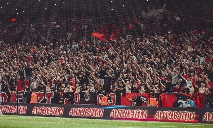 FIFA ‘fal’ FSHF-n, rikthehet një pjesë e tifozëve