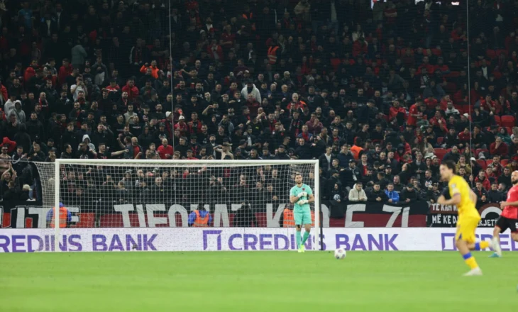 FIFA “fal” FSHF-në, rikthehet një pjesë e tifozëve për ndeshjen me Serbinë