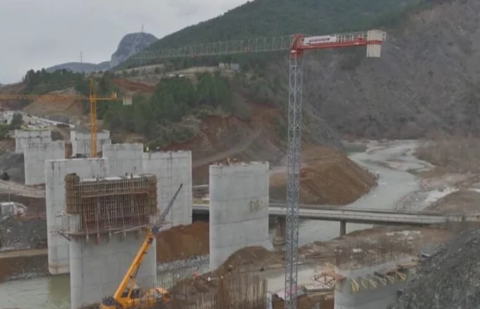 “Filtër fiskal e regjistër elektronik”/ Qeveria, gati ndryshimet në ligjin për PPP