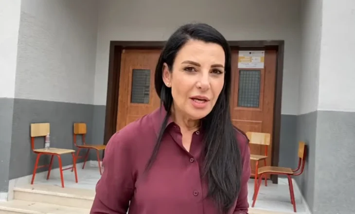 Fitorja e thellë e PS në Fier, Balluku ia dedikon kandidatëve: Ceno Klosi kryeson me mbi 16 mijë vota. U përfaqësuam nga njerëz që janë lindur e rritur këtu!