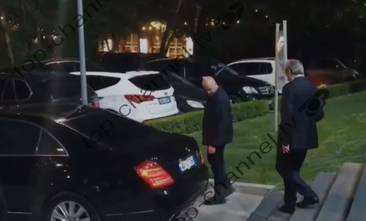 Foto/ Berisha largohet nga selia blu, tashmë procesin e numërimit do ta ndjekë nga banesa