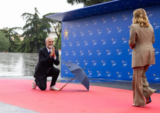 Foto e Ditës