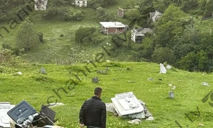 FOTO/ Kukësi me “metodë” speciale, kutitë e votimit në fshatin Bele dorëzohen me… gomar