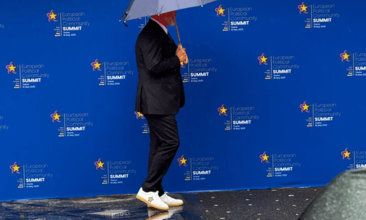 FOTOLAJM/ Samiti në Tiranë, Rama me atletet me yllin e BE pret udhëheqësit e Europës