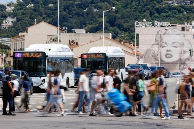 Francë, ndërprerja e energjisë elektrike në Kanë është sabotim