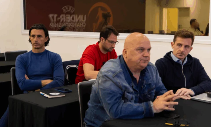 FSHF organizon takim informues për rregulloren e FIFA-s mbi përkatësinë federative dhe transferimet e lojtarëve