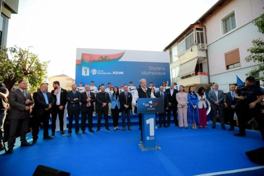Fushata/ Berisha “harron” kontratën e lobimit 6 mln dollarë: Rama harxhon para për instalacione…