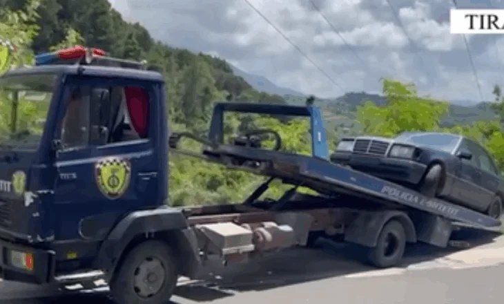 Giro d’Italia, policia në Tiranë pastron rrugët nga makinat