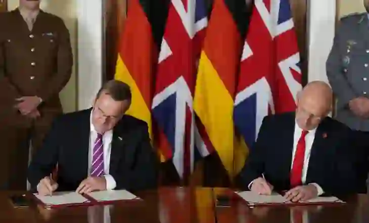 Gjermania dhe Britania forcojnë bashkëpunimin ushtarak, Bundeswehrigjerman do të bëhet “ushtria më e fortë konvencionale në Evropë”