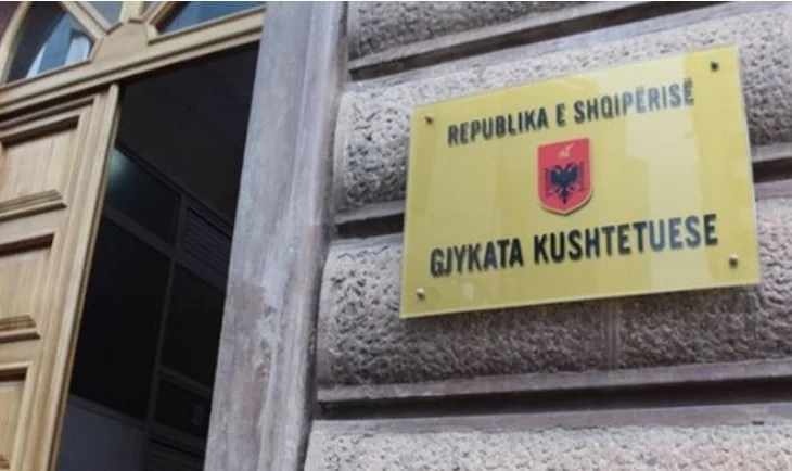 Gjykata e Lartë kërkon rihapjen e konkursit për anëtarin vakant të Kushtetueses