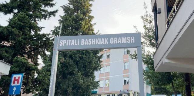 Helmimi i të miturve në kopsht/ AKU merr mostrat për analiza, prindi: Nuk kemi besim se çfarë ushqimi hanë fëmijët