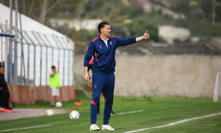 Humbja në finale djeg, Vllaznia nis revolucionin: largohet trajneri dhe drejtori sportiv! Priten largime edhe futbollistësh