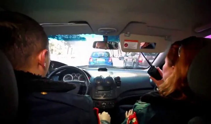 I dehur në timon dhe me mallra kontrabandë në makinë, arrestohet shoferi në Gjirokastër