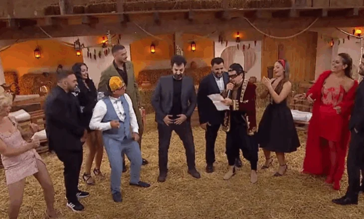 “I marri mban mend, i zgjuari shkruan”/ Erandi dhe Frederiku sfifojnë njëri-tjetrin në “RAP”, të qeshura pa fund në Fermë