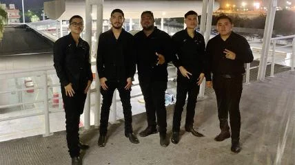 I prenotuan të këndonin në një lokal, por në fakt lokacioni ishte tokë e zbrazët! Si u vra grupi muzikor nga karteli kriminal meksikan