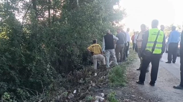 I zhdukur prej një dite! 65-vjeçari gjendet i pajetë pranë kanalit kullues në Divjakë
