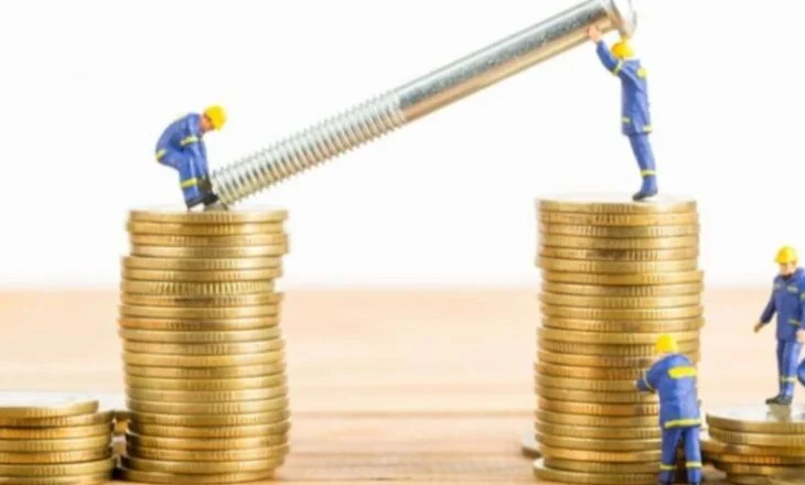 Investitorët nga jashtë ‘joshen’ gjithnjë e më shumë nga borxhi i brendshëm i qeverisë shqiptare