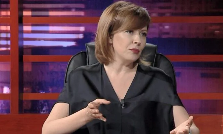 Ironizon gazetarja: Shpjegojani strategjistëve që i paguani me miliona se çdo poezi për bufin veç se i jep kredite Ramës