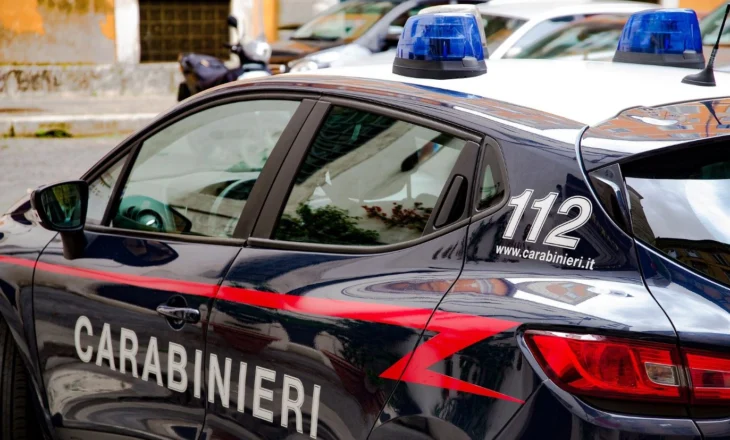 Itali/ Në kërkim për trafik droge, 39-vjeçari shqiptar kapet me armë, para dhe kokainë në makinë