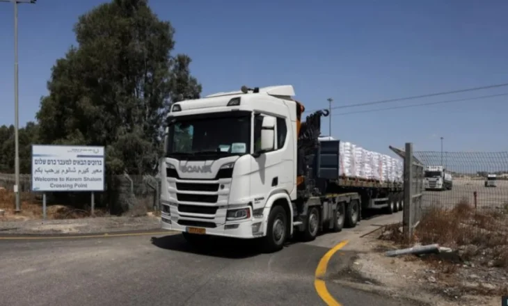 Izraeli lejon ndihmat në Gaza pas bllokadës 11-javore, OKB: Është një pikë në oqean