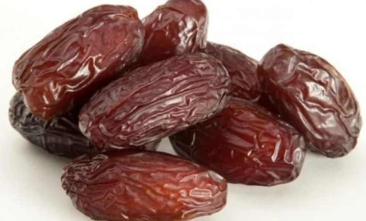 Ja fruti i thatë që ndihmon në uljen e tensionit të gjakut