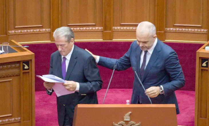 Ja si Edi Rama e ricikloi Sali Berishën, nga solidariteti për vrasjet e Gërdecit, deri te pazaret për viktimat e 21…